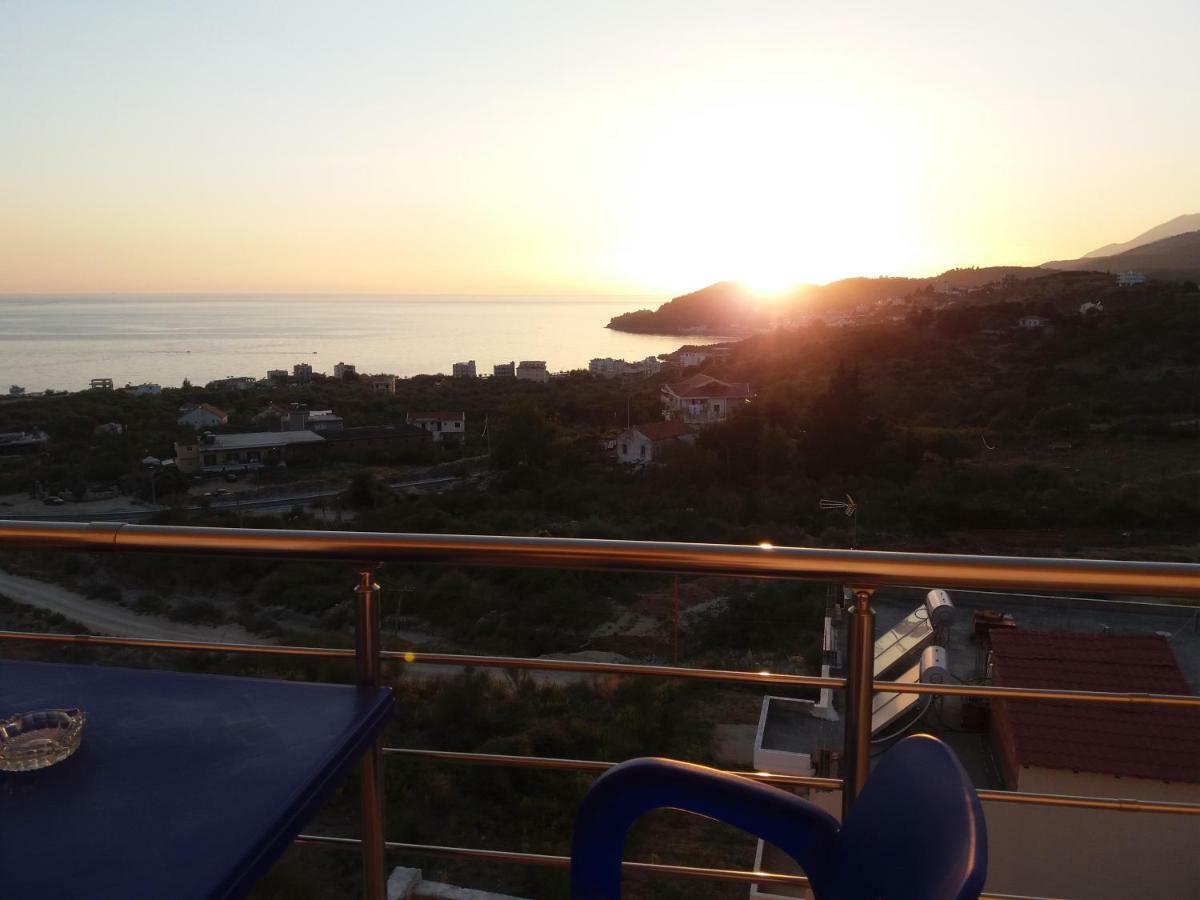 Marika'S Apartments Himare Luaran gambar