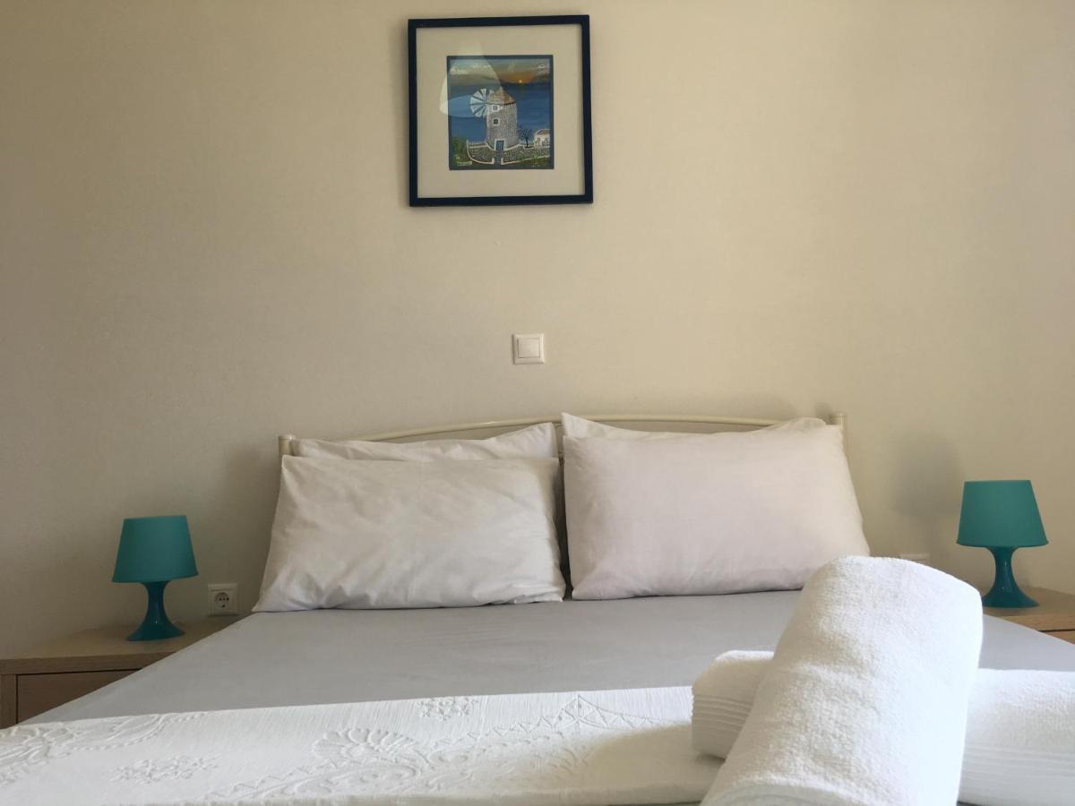 Marika'S Apartments Himare Luaran gambar