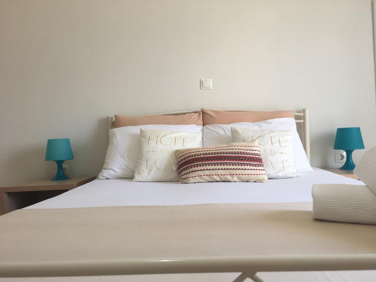 Marika'S Apartments Himare Luaran gambar